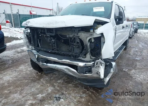 2019 Ford F-250 Xl из США, поврежденный, VIN 1FT7W2B61KEE99973